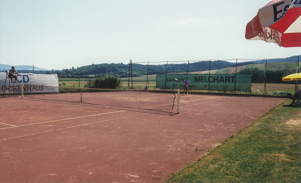 Alter Tennisplatz 1[1036]